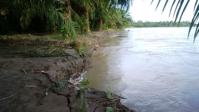 Erosi Sungai Lariang