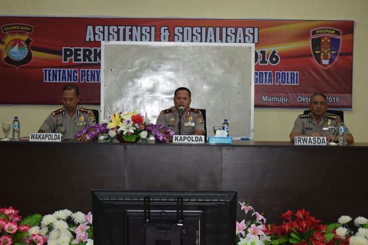 Kapolda Sulbar Brigjen Pol Drs. Lukman Wahyu Hariyanto, M.Si, didampingi oleh Wakapolda dan Irwasda Polda Sulbar