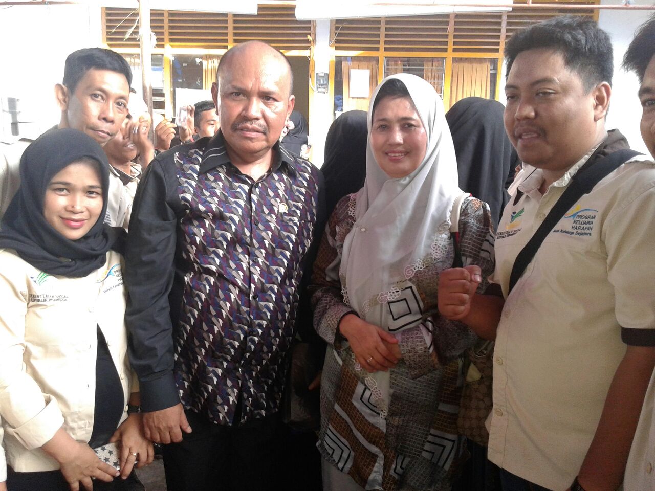 Foto Andi Ruskati (tengah) bersama angota komisi VIII DPR RI